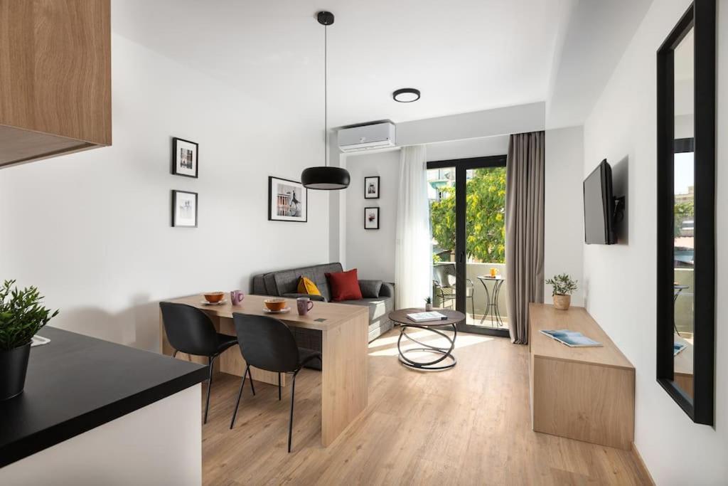 Apartment The Meta - Rooftop Access Downtown Athen