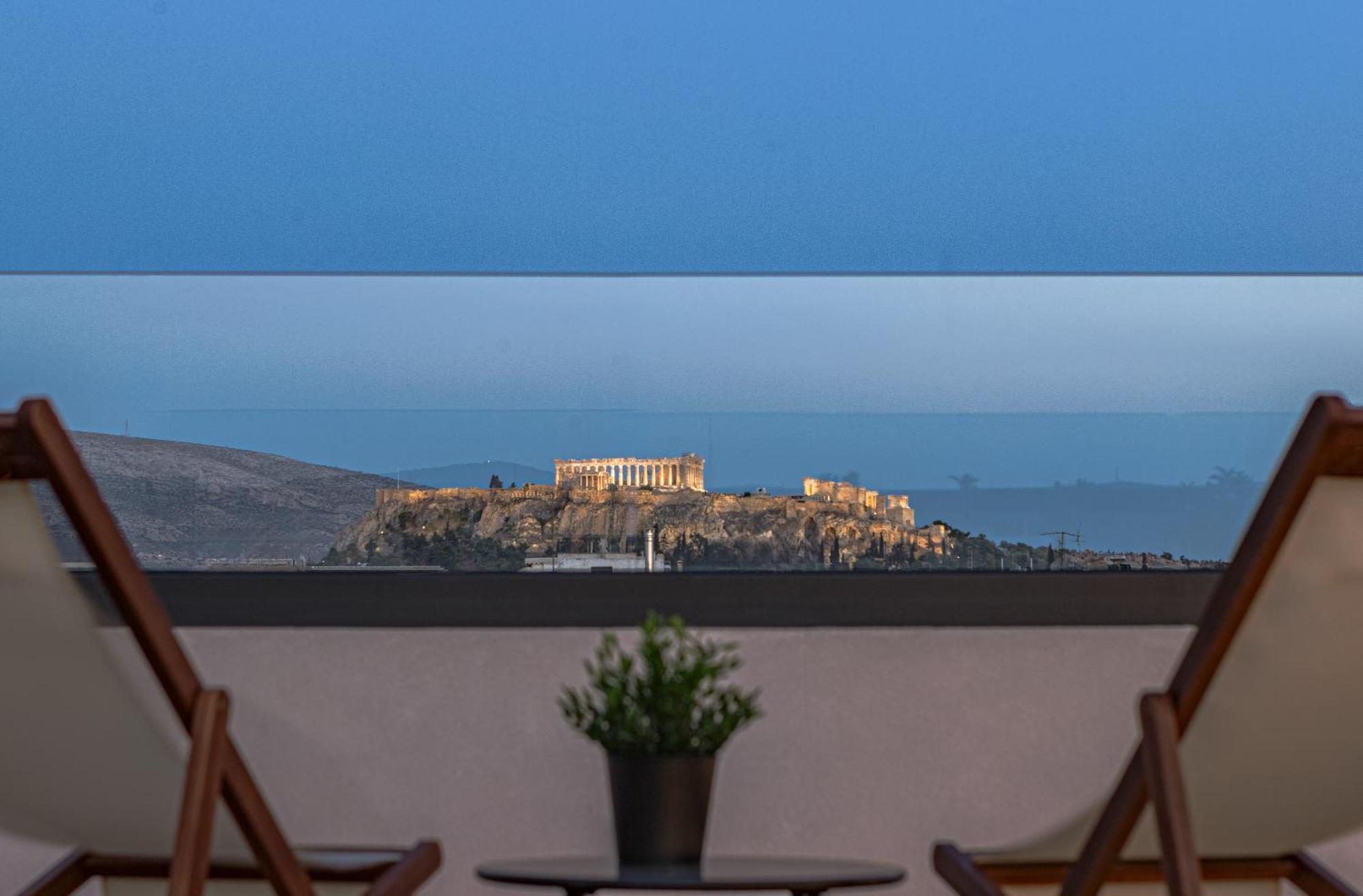 The Meta - Rooftop Access Downtown * Athen
